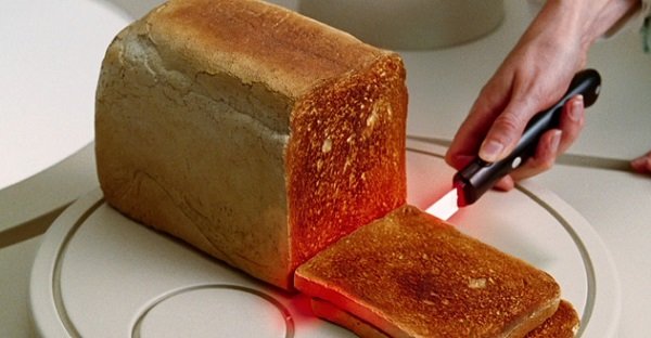 Lightsaber Toasting Knife