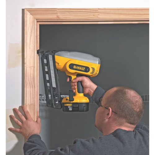 DEWALT DC618K XRP Nailer