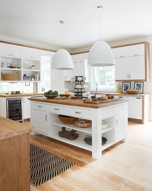 white kitchen appliances