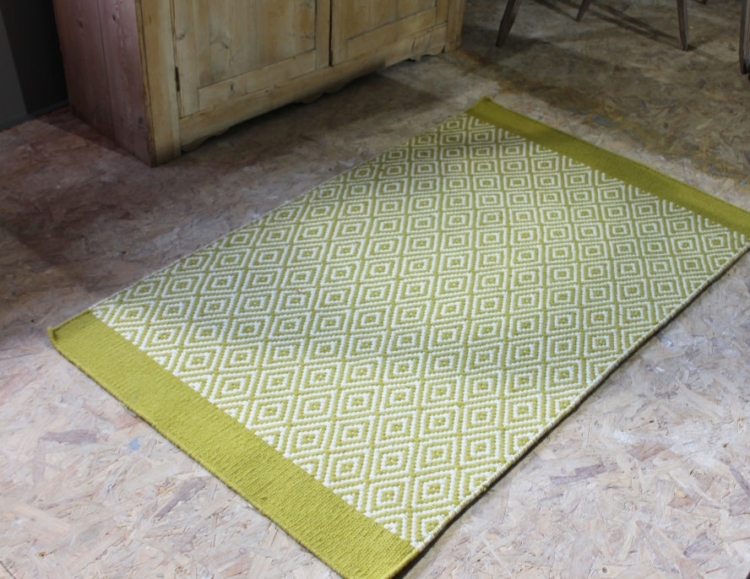 monochrome rug