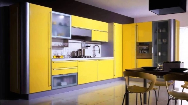 Yellow Wall Décor Design
