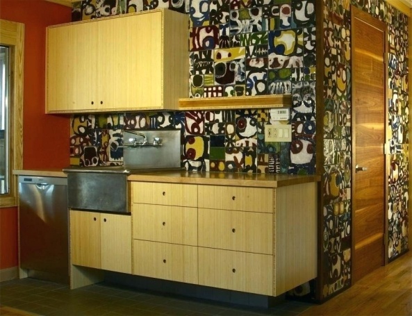 Yellowish Wall Décor Design