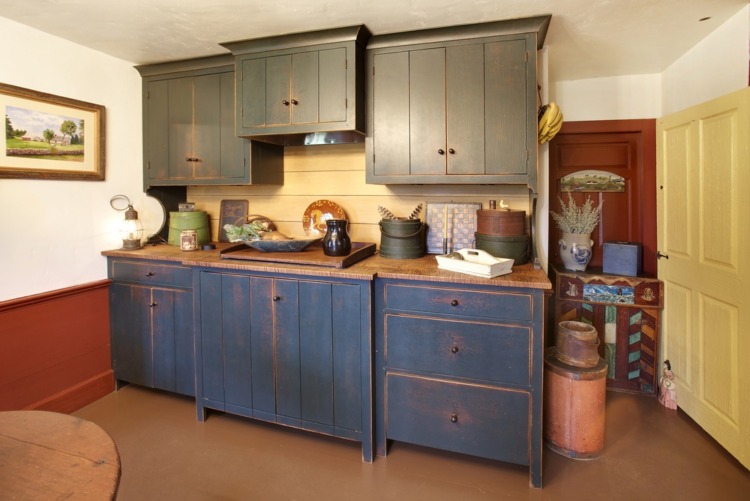 Distressed Kitchen Cabinets Distressed Kitchen Cabinets