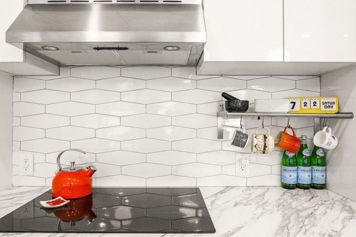 Elongated Hexagon Kitchen Backsplash