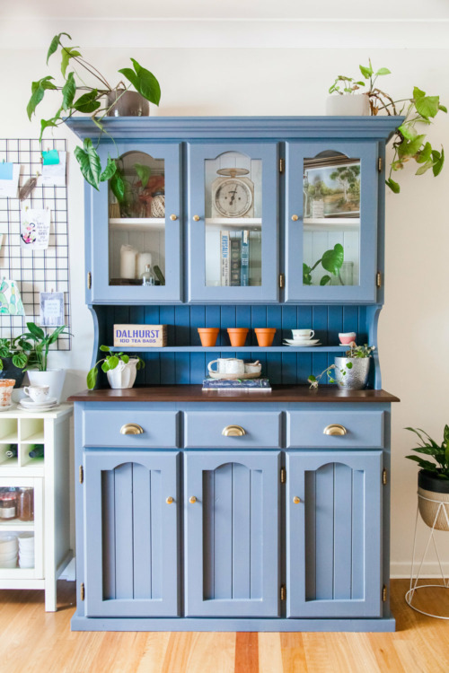 Kitchen Hutch With Glass Doors