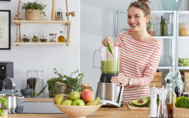 The 5 Best Compact Juicers of 2022