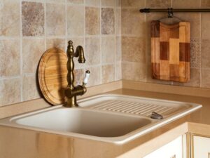 Paint Travertine Tile Backsplash with Any Color