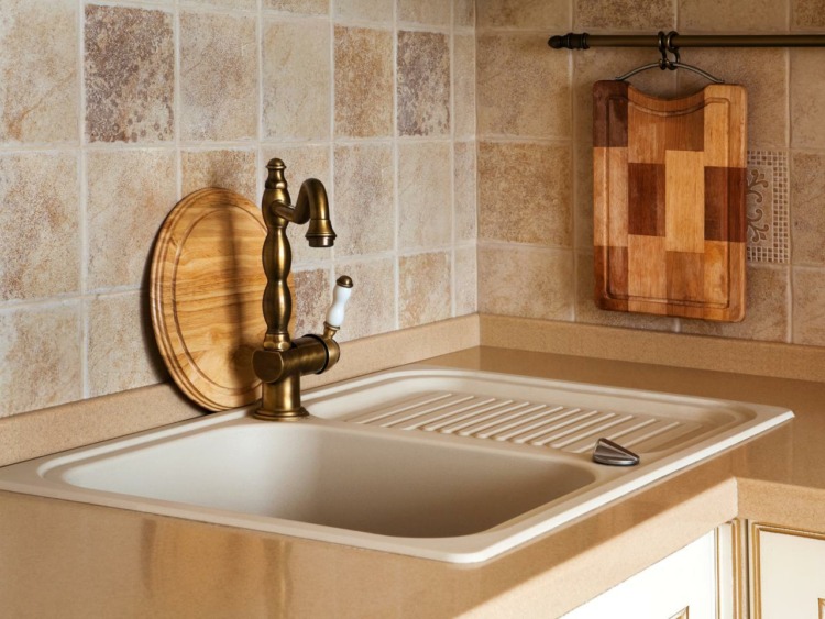 Paint Travertine Tile Backsplash with Any Color