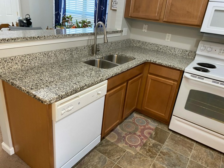 Salt and Pepper Granite Countertops-crema