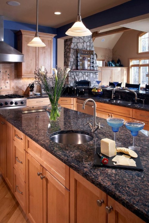 Weaknesses of Tan Brown Granite Countertops