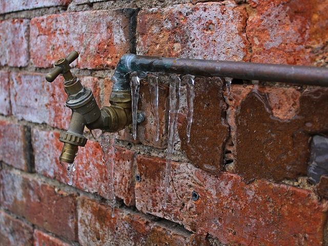 icicles, frozen pipe, frozen